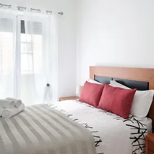 Apartment 92 Campolide By Trip2portugal, Lisbon